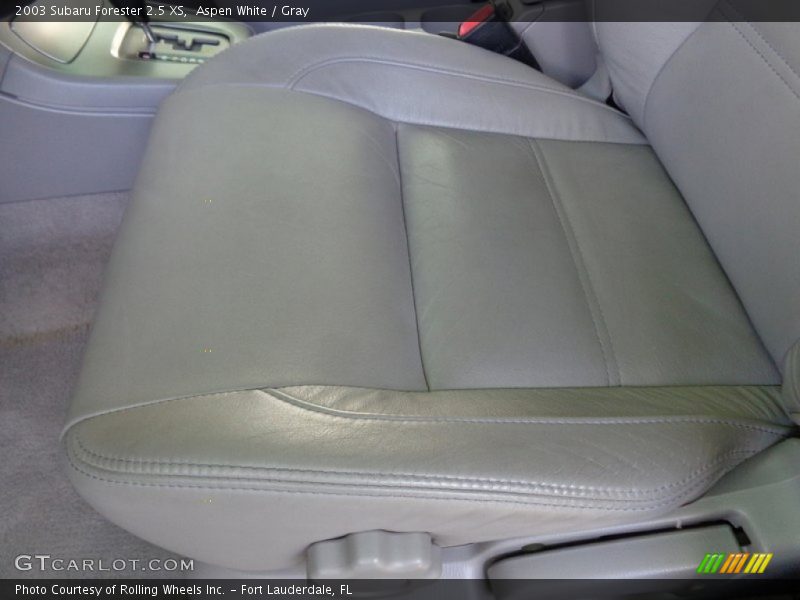 Aspen White / Gray 2003 Subaru Forester 2.5 XS