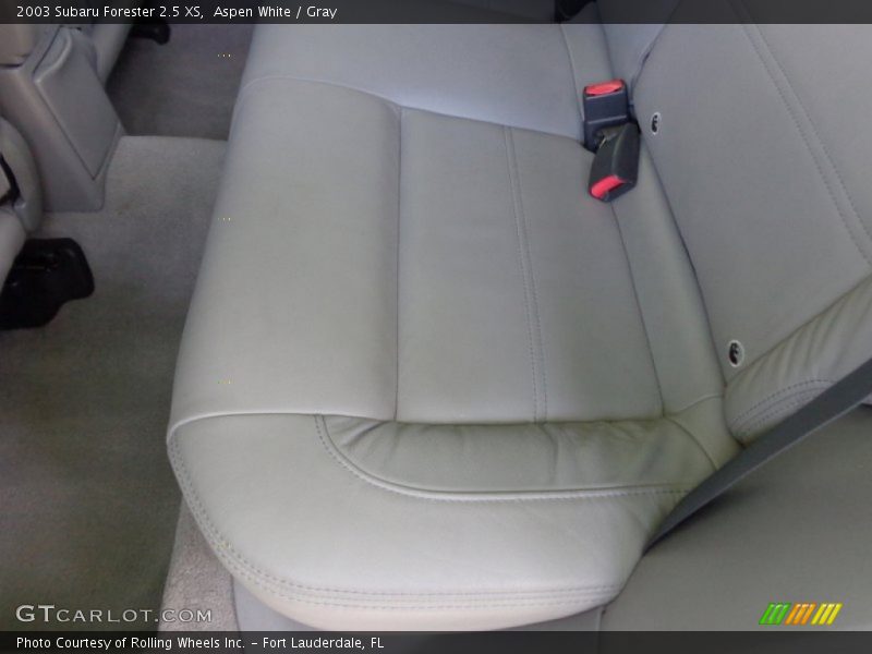 Aspen White / Gray 2003 Subaru Forester 2.5 XS