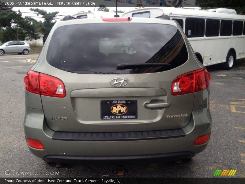 Natural Khaki / Beige 2009 Hyundai Santa Fe GLS