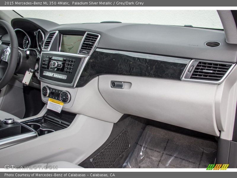 Dashboard of 2015 ML 350 4Matic