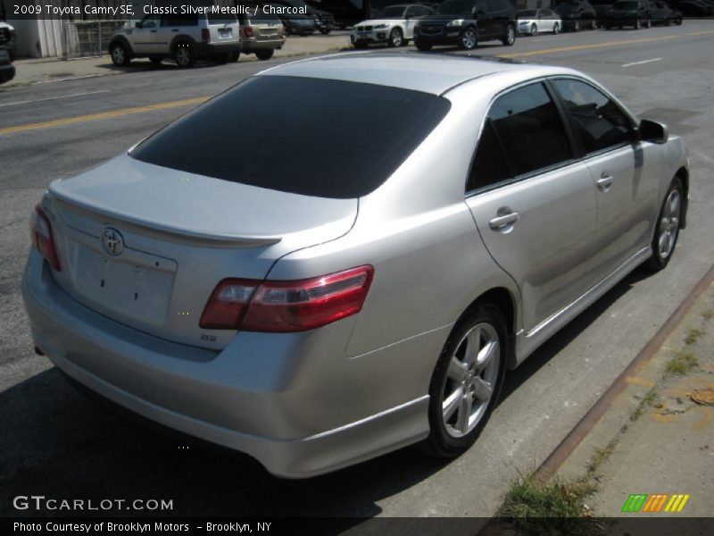 Classic Silver Metallic / Charcoal 2009 Toyota Camry SE