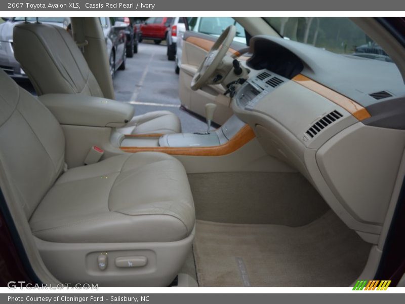 Cassis Red Pearl / Ivory 2007 Toyota Avalon XLS