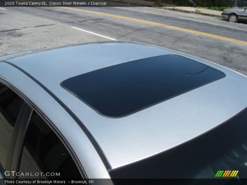 Classic Silver Metallic / Charcoal 2009 Toyota Camry SE