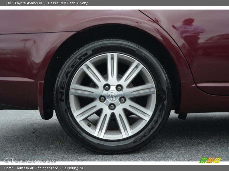 Cassis Red Pearl / Ivory 2007 Toyota Avalon XLS