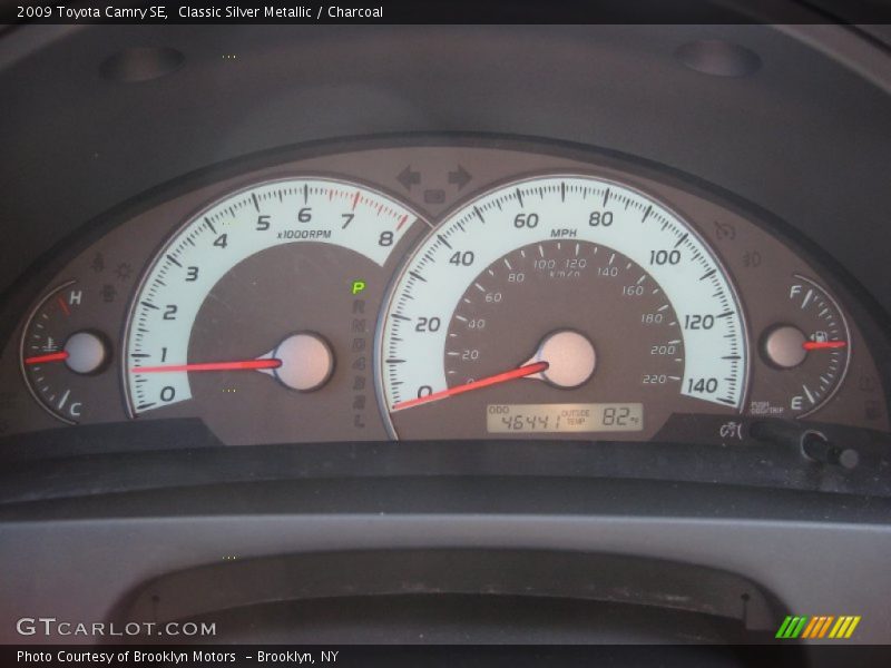 Classic Silver Metallic / Charcoal 2009 Toyota Camry SE