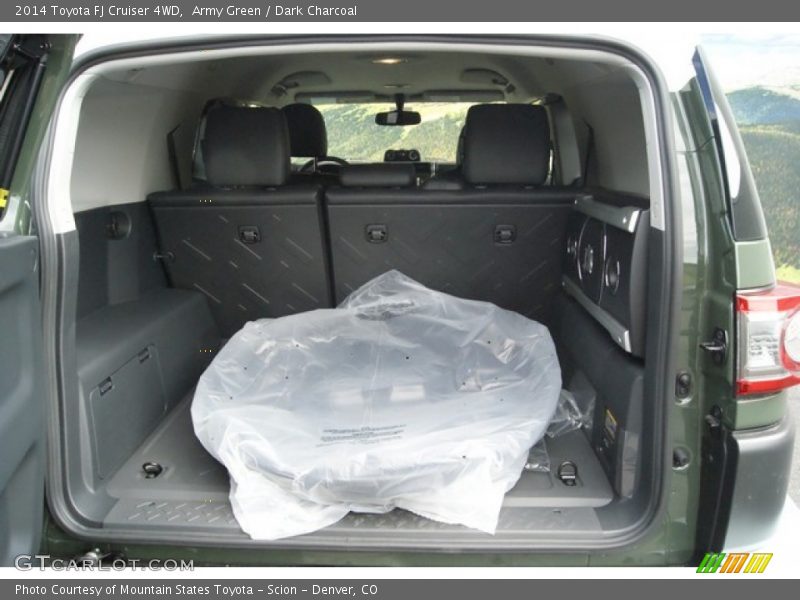 Army Green / Dark Charcoal 2014 Toyota FJ Cruiser 4WD