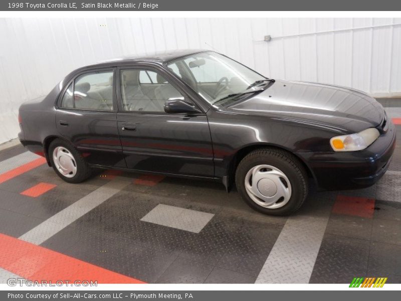Satin Black Metallic / Beige 1998 Toyota Corolla LE