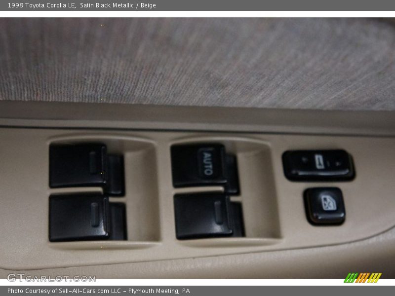 Satin Black Metallic / Beige 1998 Toyota Corolla LE