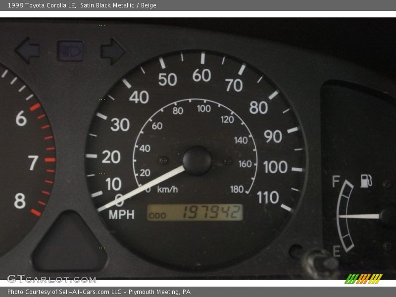 Satin Black Metallic / Beige 1998 Toyota Corolla LE