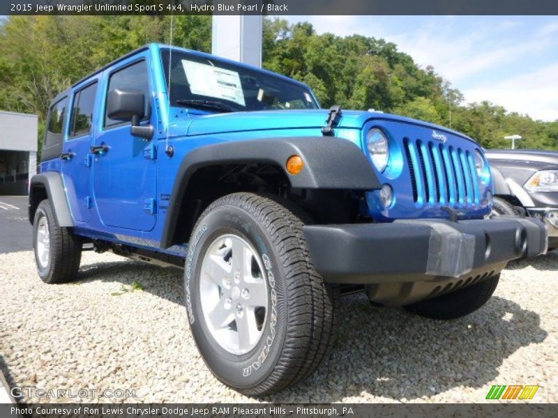 Front 3/4 View of 2015 Wrangler Unlimited Sport S 4x4