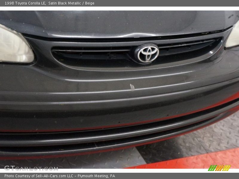 Satin Black Metallic / Beige 1998 Toyota Corolla LE