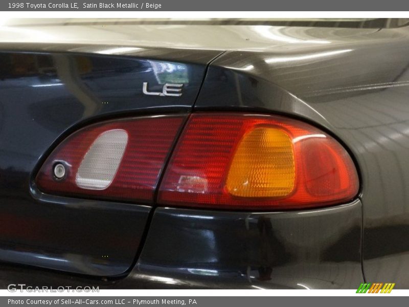 Satin Black Metallic / Beige 1998 Toyota Corolla LE