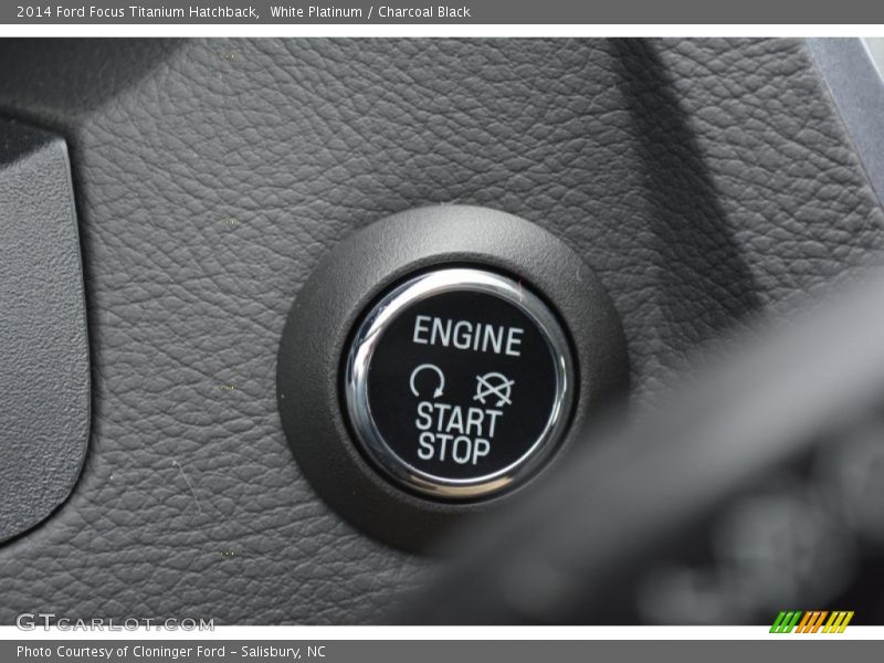 White Platinum / Charcoal Black 2014 Ford Focus Titanium Hatchback