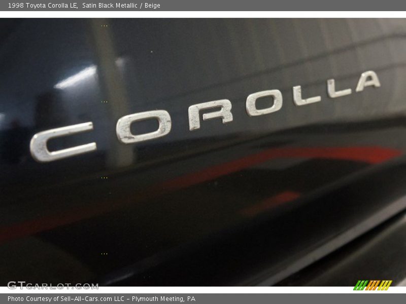 Satin Black Metallic / Beige 1998 Toyota Corolla LE