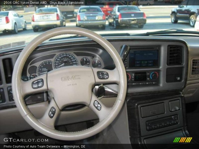 Onyx Black / Sandstone 2006 GMC Yukon Denali AWD