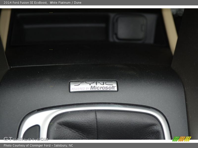 White Platinum / Dune 2014 Ford Fusion SE EcoBoost