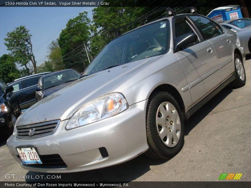 Vogue Silver Metallic / Gray 1999 Honda Civic VP Sedan