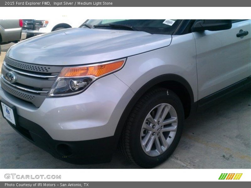Ingot Silver / Medium Light Stone 2015 Ford Explorer FWD