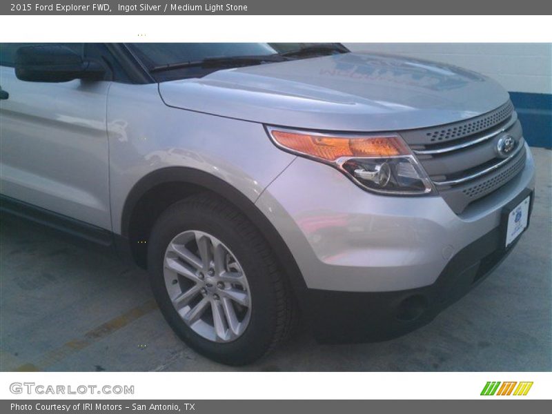 Ingot Silver / Medium Light Stone 2015 Ford Explorer FWD