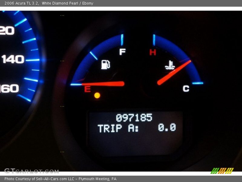 White Diamond Pearl / Ebony 2006 Acura TL 3.2