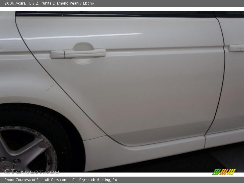White Diamond Pearl / Ebony 2006 Acura TL 3.2