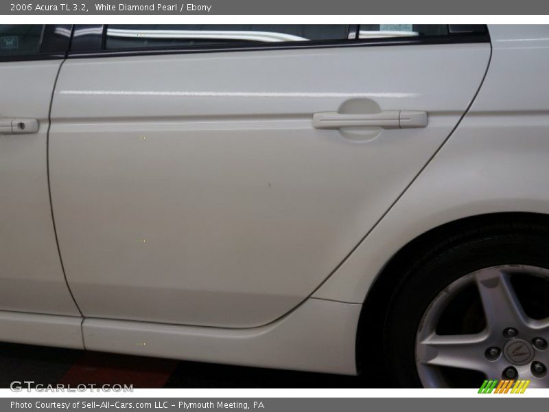 White Diamond Pearl / Ebony 2006 Acura TL 3.2