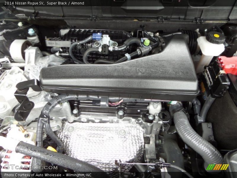 Super Black / Almond 2014 Nissan Rogue SV
