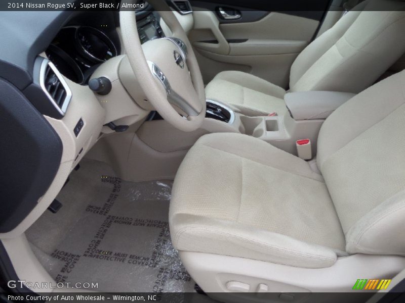 Super Black / Almond 2014 Nissan Rogue SV