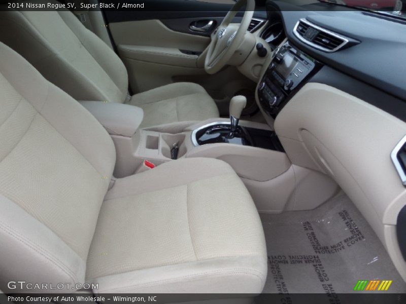 Super Black / Almond 2014 Nissan Rogue SV