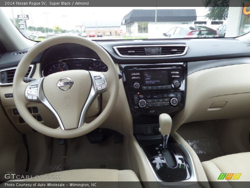 Super Black / Almond 2014 Nissan Rogue SV