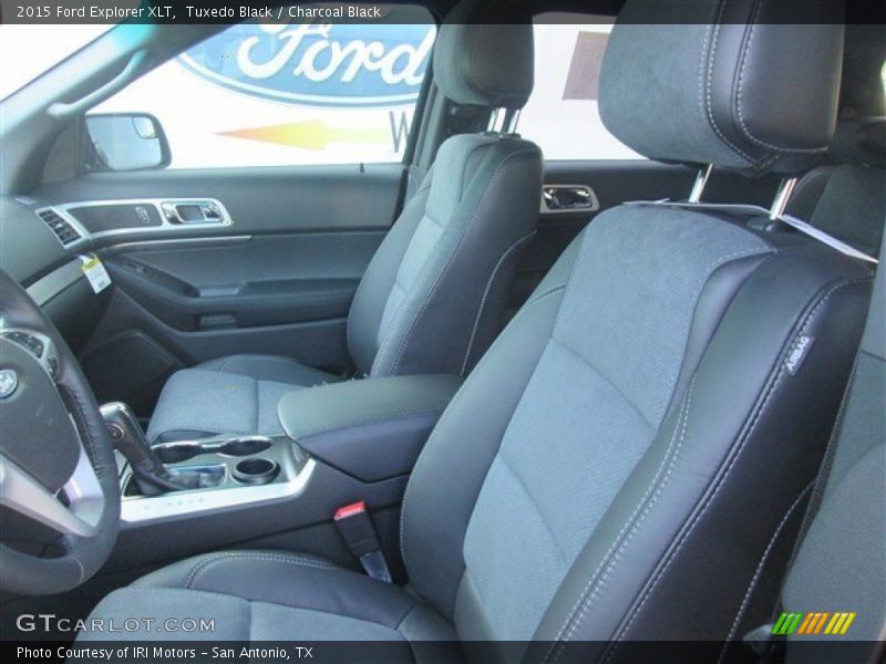 Tuxedo Black / Charcoal Black 2015 Ford Explorer XLT