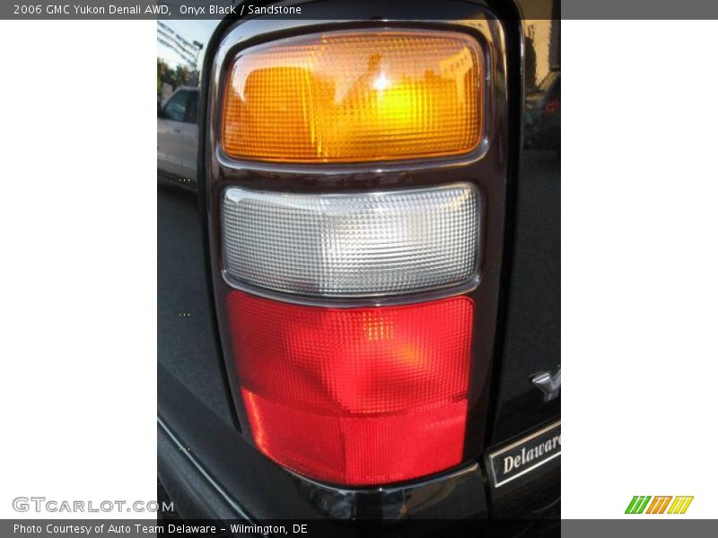 Onyx Black / Sandstone 2006 GMC Yukon Denali AWD