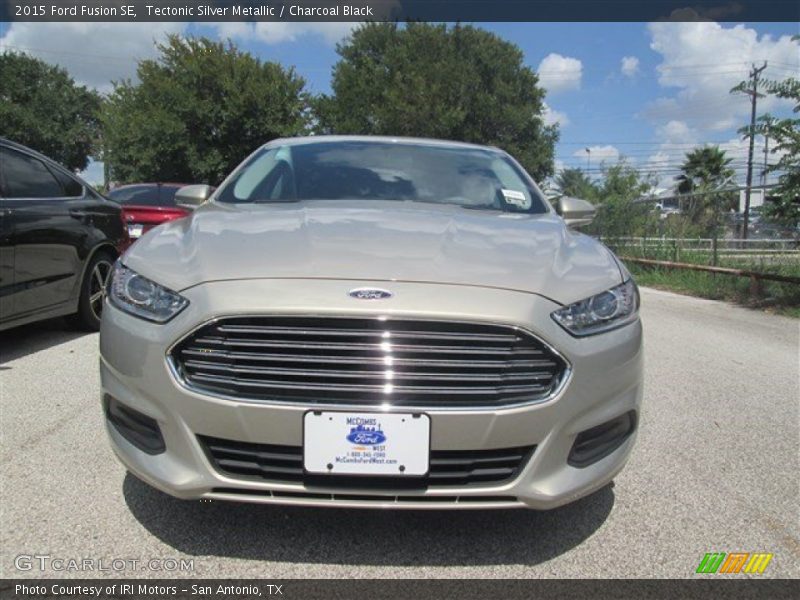 Tectonic Silver Metallic / Charcoal Black 2015 Ford Fusion SE