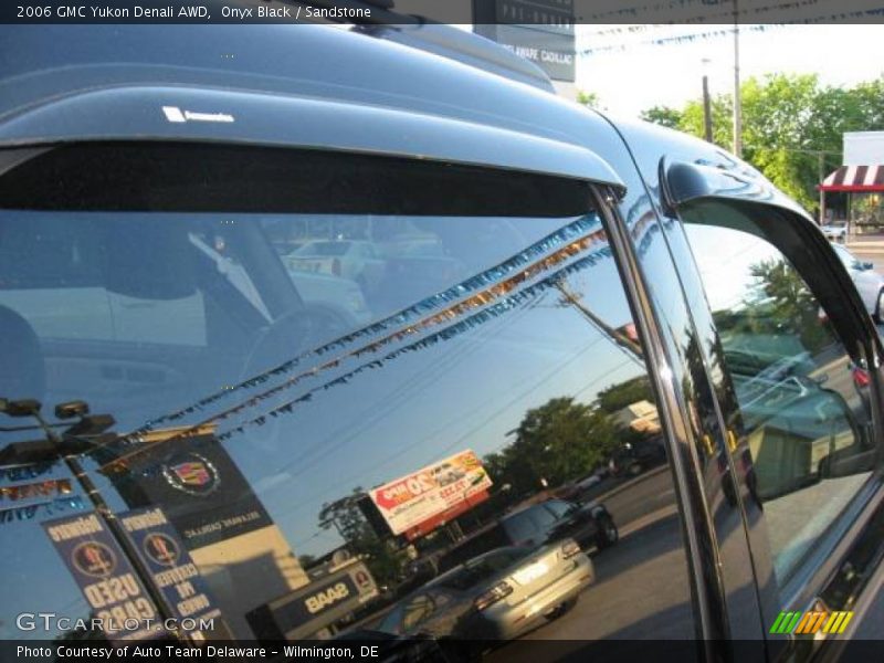 Onyx Black / Sandstone 2006 GMC Yukon Denali AWD