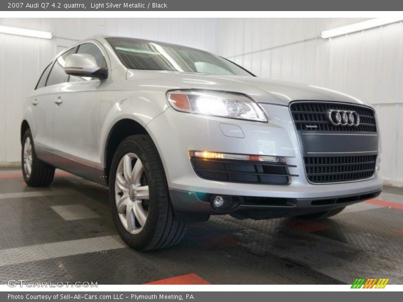 Light Silver Metallic / Black 2007 Audi Q7 4.2 quattro
