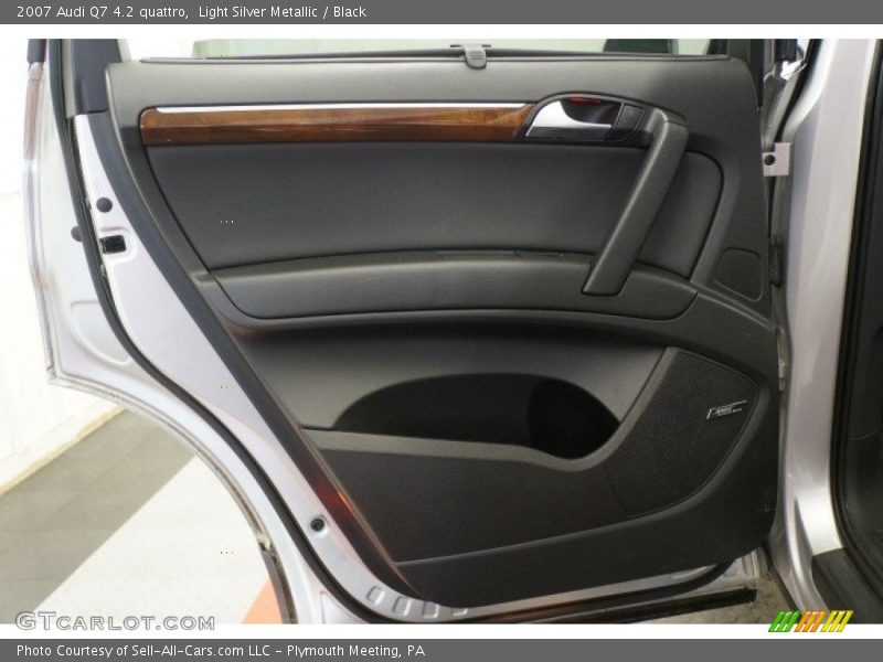 Light Silver Metallic / Black 2007 Audi Q7 4.2 quattro