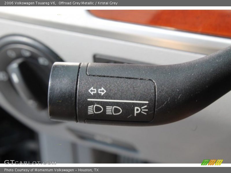 Offroad Grey Metallic / Kristal Grey 2006 Volkswagen Touareg V6