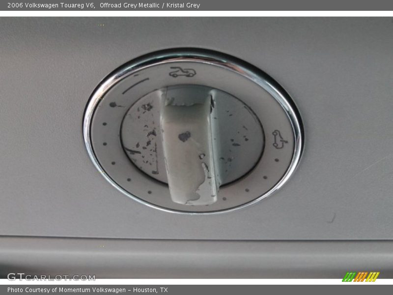 Offroad Grey Metallic / Kristal Grey 2006 Volkswagen Touareg V6