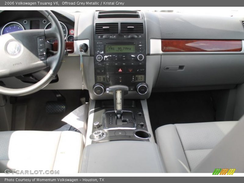 Offroad Grey Metallic / Kristal Grey 2006 Volkswagen Touareg V6