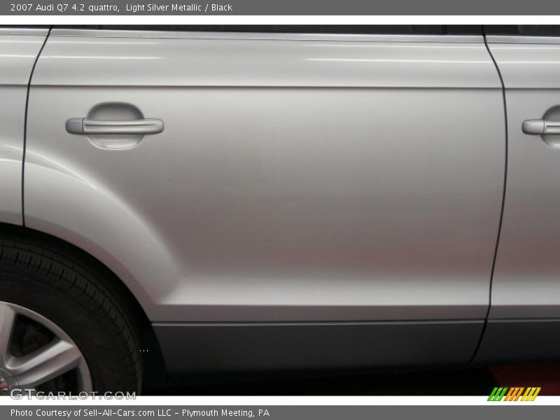 Light Silver Metallic / Black 2007 Audi Q7 4.2 quattro