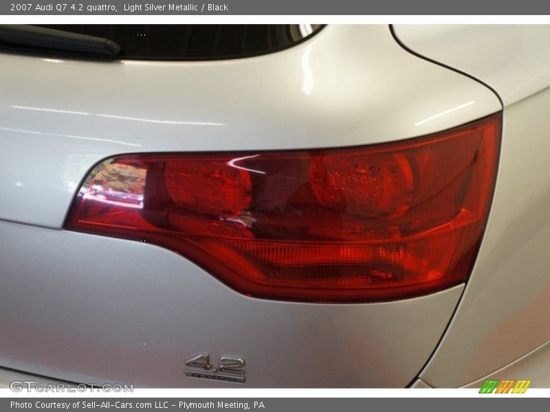 Light Silver Metallic / Black 2007 Audi Q7 4.2 quattro