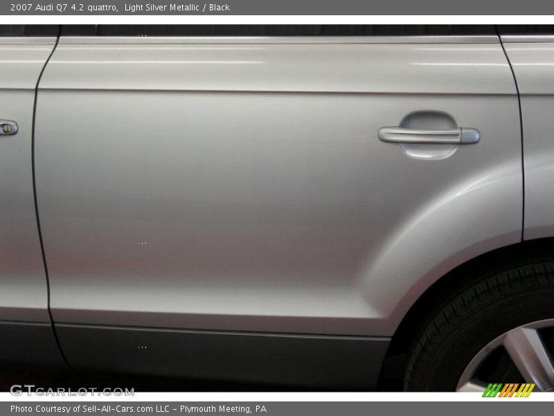 Light Silver Metallic / Black 2007 Audi Q7 4.2 quattro