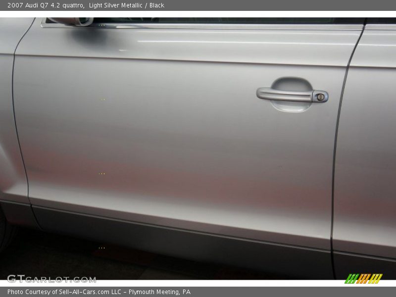 Light Silver Metallic / Black 2007 Audi Q7 4.2 quattro