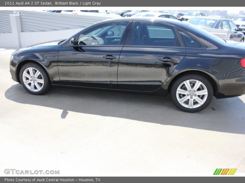 Brilliant Black / Light Gray 2011 Audi A4 2.0T Sedan