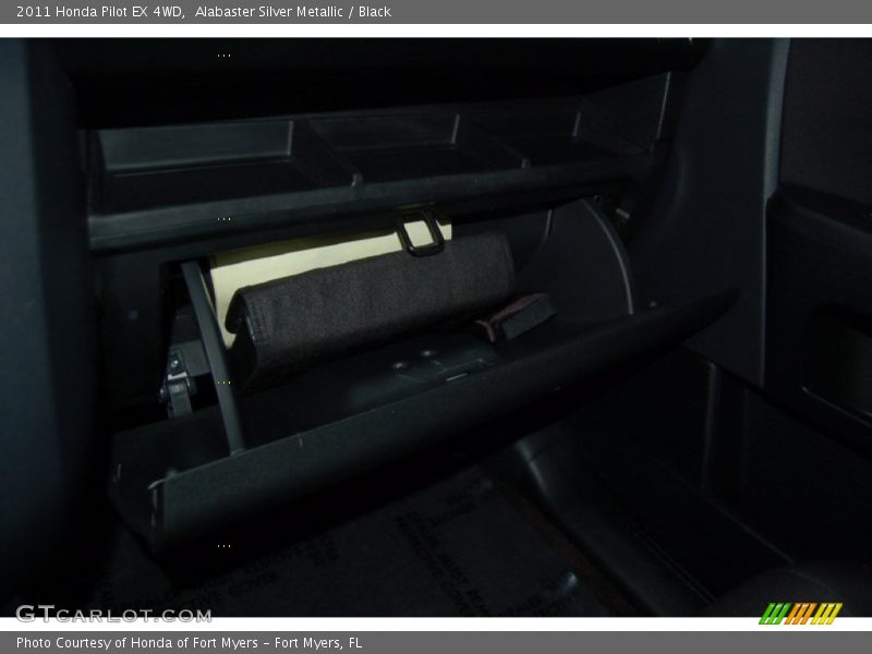 Alabaster Silver Metallic / Black 2011 Honda Pilot EX 4WD