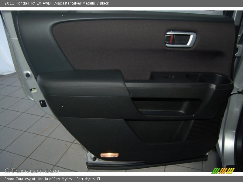 Alabaster Silver Metallic / Black 2011 Honda Pilot EX 4WD