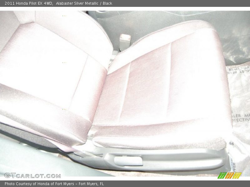 Alabaster Silver Metallic / Black 2011 Honda Pilot EX 4WD