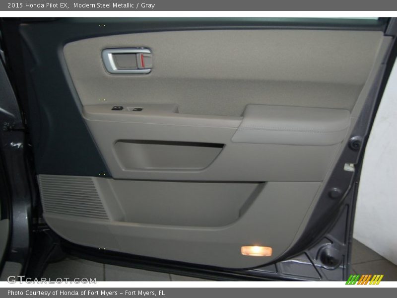 Modern Steel Metallic / Gray 2015 Honda Pilot EX
