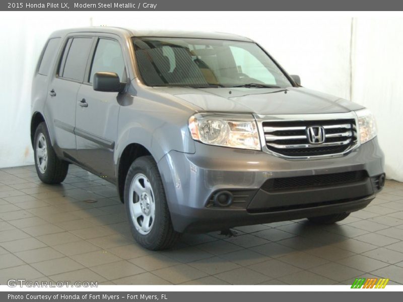 Modern Steel Metallic / Gray 2015 Honda Pilot LX
