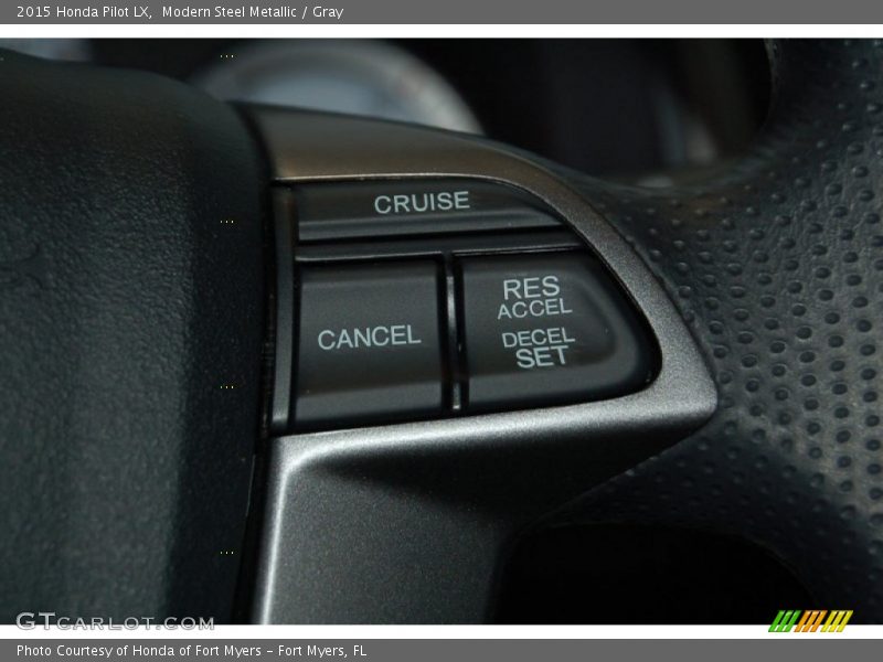 Modern Steel Metallic / Gray 2015 Honda Pilot LX